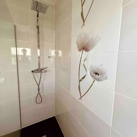 Catalane, Proche De La Mer, Jardin Et Piscine